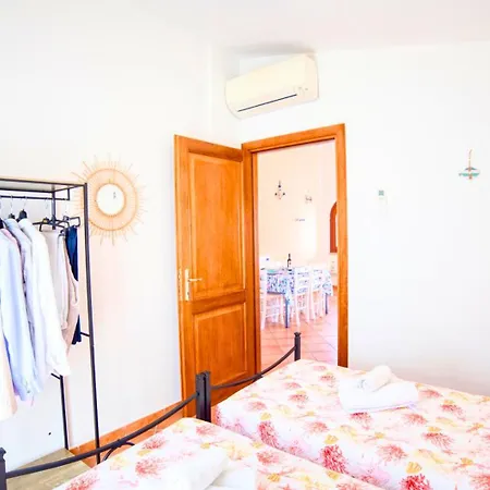 La Teresina Di Gallura, Mare Cristallino Apartment *